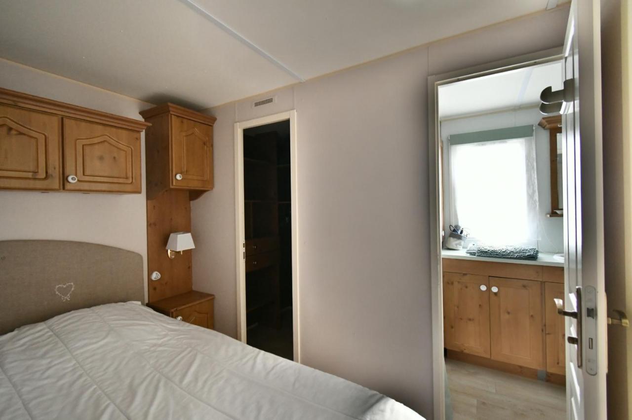 Mobil'home 2 à 4 pers Les Mathes La Palmyre , chèques vacances acceptés * Les Mathes